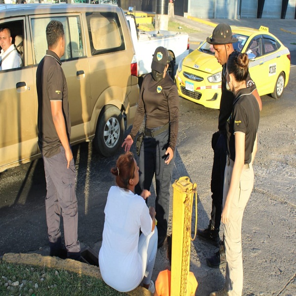 Autoridades interceptan a 85 migrantes irregulares en Chiriquí, al norte de Panamá