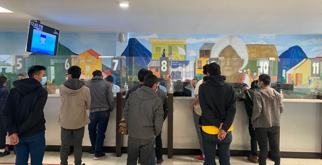 Más de 8.000 guatemaltecos retornaron al país por vía aérea