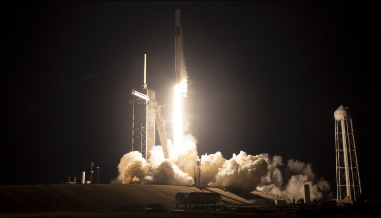 Misión Space X Crew-6 despegó con éxito y se dirige a la Estación Espacial Internacional