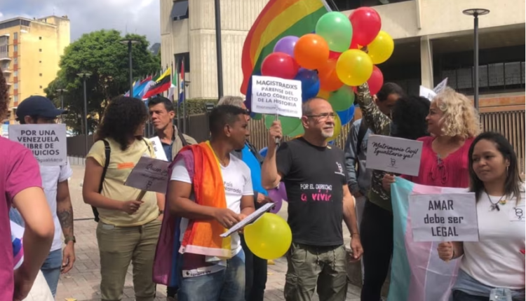 homosexualidad ya no es delito en la Fuerza Armada de Venezuela