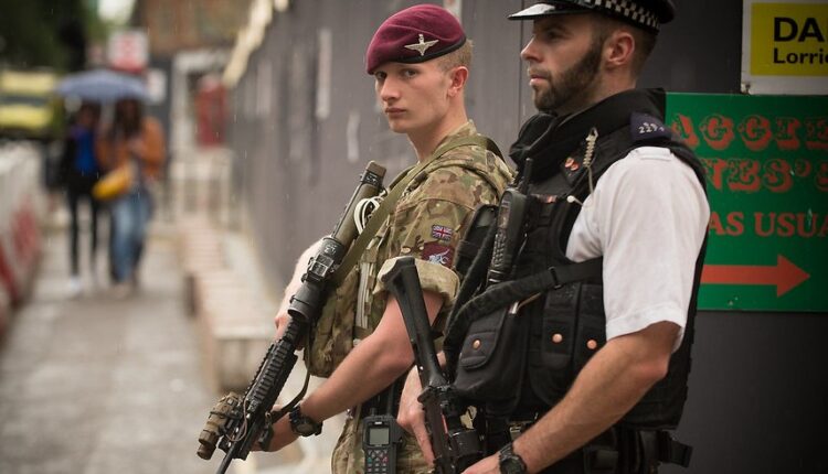 Nivel de amenaza terrorista en Irlanda del Norte es elevado a “severo”