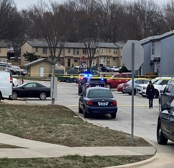 Policía de Kansas City, Missouri, investiga dos homicidios registrados en últimas horas