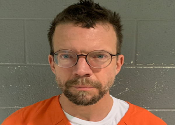 Alcalde de College Park, Maryland,fue acusado de 56 cargos de pornografía infantil