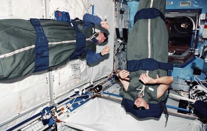 Siete Maneras En Que Los Astronautas Mejoran El Sueño Pueden Ayudar A Dormir Mejor En La Tierra