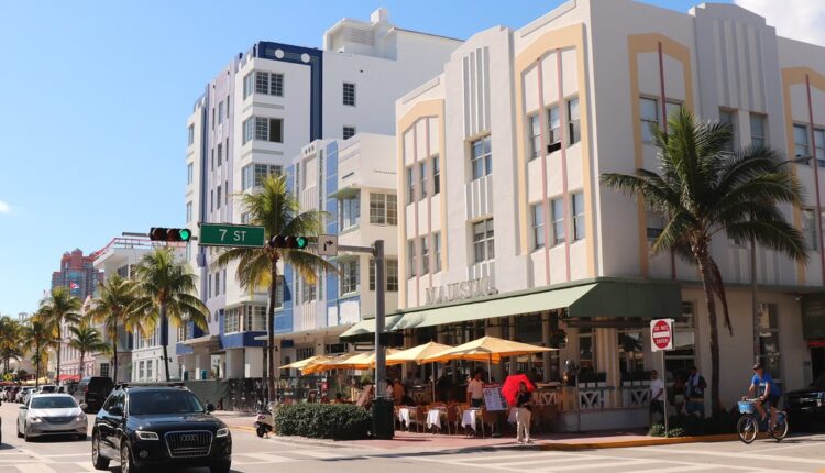 Aprobación de ley migratoria en Florida genera controversia