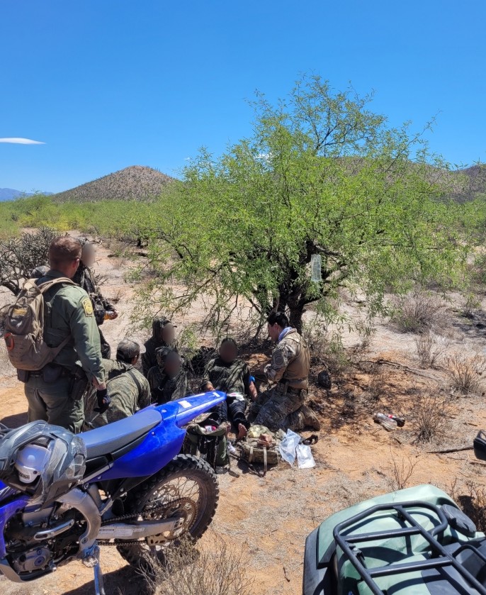 Patrulla Fronteriza efectúa dos rescates de migrantes el mismo día en el sur de Arizona