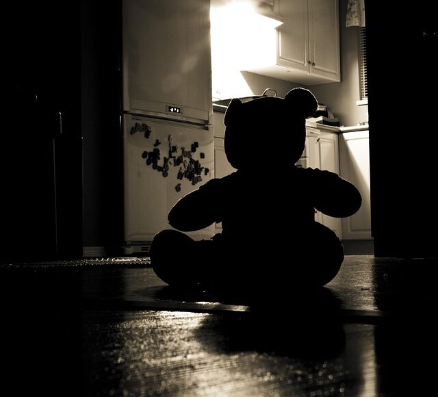 Federales de Kansas City, Missouri, acusan a hombre de Leavenworth por delitos sexuales contra niños