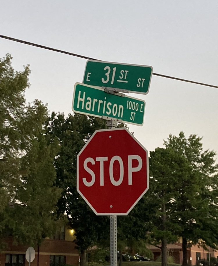 Investigan doble homicidio reportado en la cuadra 3100 de Harrison Street de Kansas City, Missouri