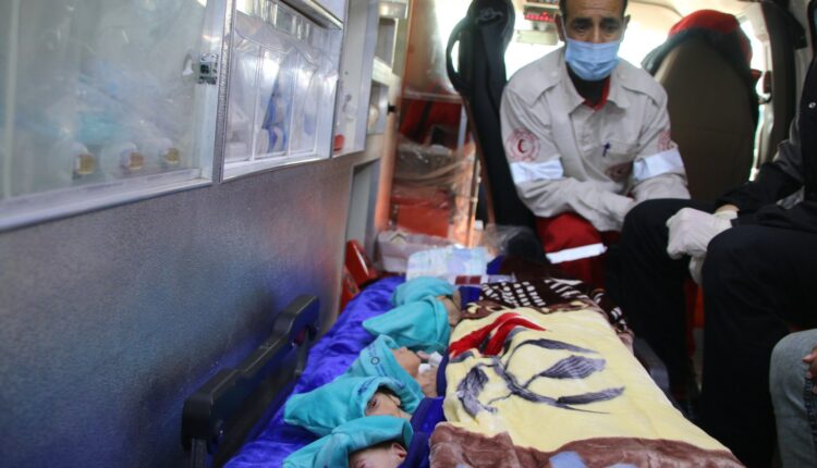 La OMS logra evacuar bebés prematuros del Hospital de Al-Shifa en Gaza