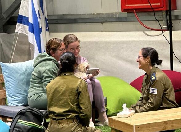 EEUU tiene “esperanzas” de una nueva liberación de rehenes retenidos por Hamás en Gaza