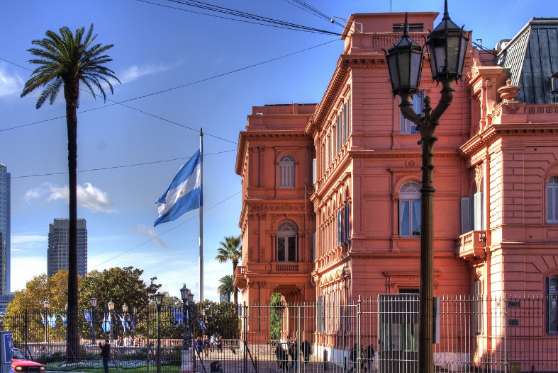 Gobierno argentino refuerza seguridad en puntos sensibles tras fallo sobre la AMIA