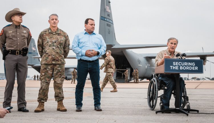 Gobernador Abbott renueva la declaración de desastre fronterizo en diciembre de 2023