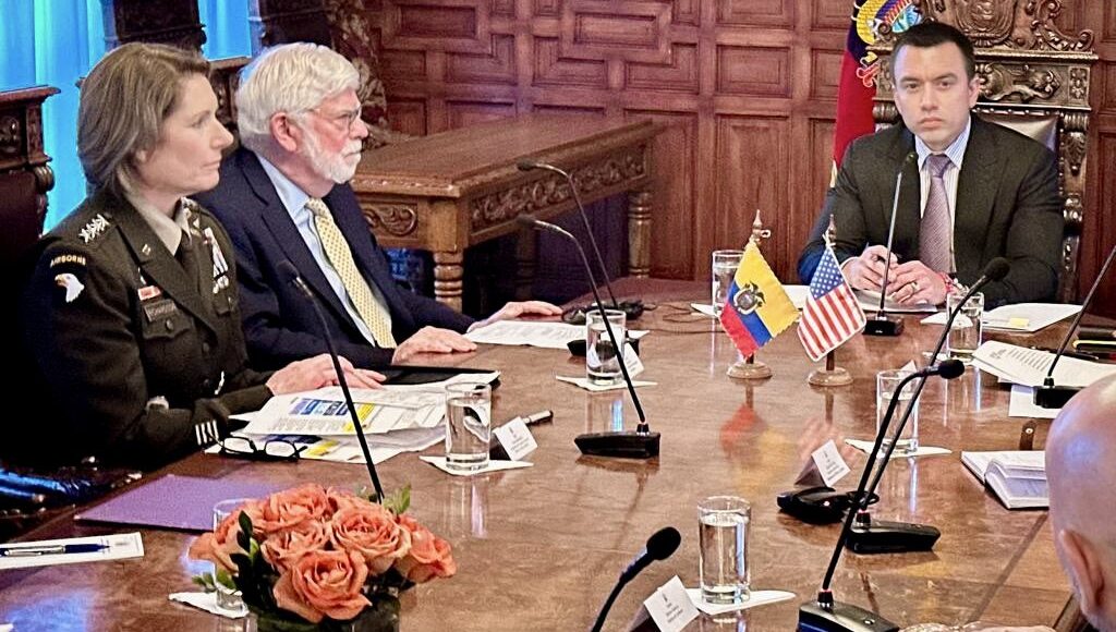 EEUU apoya a Ecuador con armas, tecnología y entrenamiento para frenar espiral de violencia