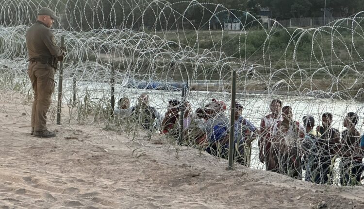 Casa Blanca está en desacuerdo con la aprobación de la ley de inmigración SB4