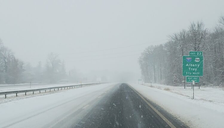 Condiciones imposibles de viajar en Missouri por tormenta invernal