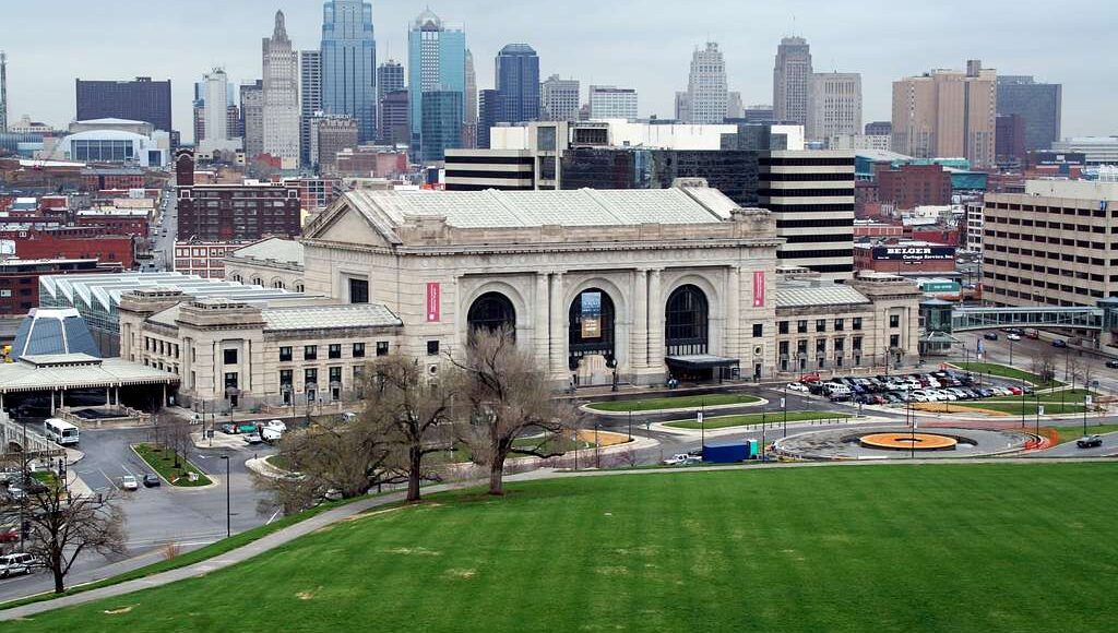 Union Station permanecerá cerrada este jueves tras tiroteo en el desfile de los Chiefs