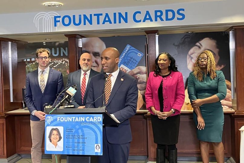 Más de 4.400 personas han solicitado la nueva tarjeta de identificación de Kansas City