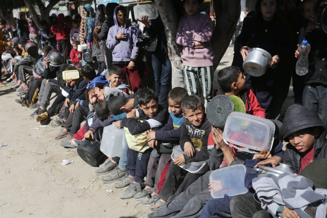 La UNRWA denunció que Israel prohíbe el ingreso de convoyes de alimentos a Gaza