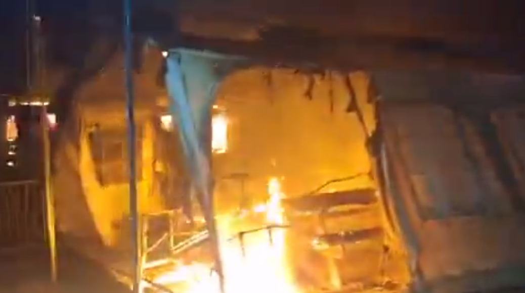 Pelea tumultuaria entre grupos de migrantes deja serios daños en campamento ubicado en Darién