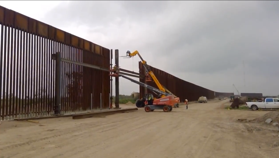Fiscal de Missouri obtiene orden judicial para que Biden financie construcción del muro fronterizo