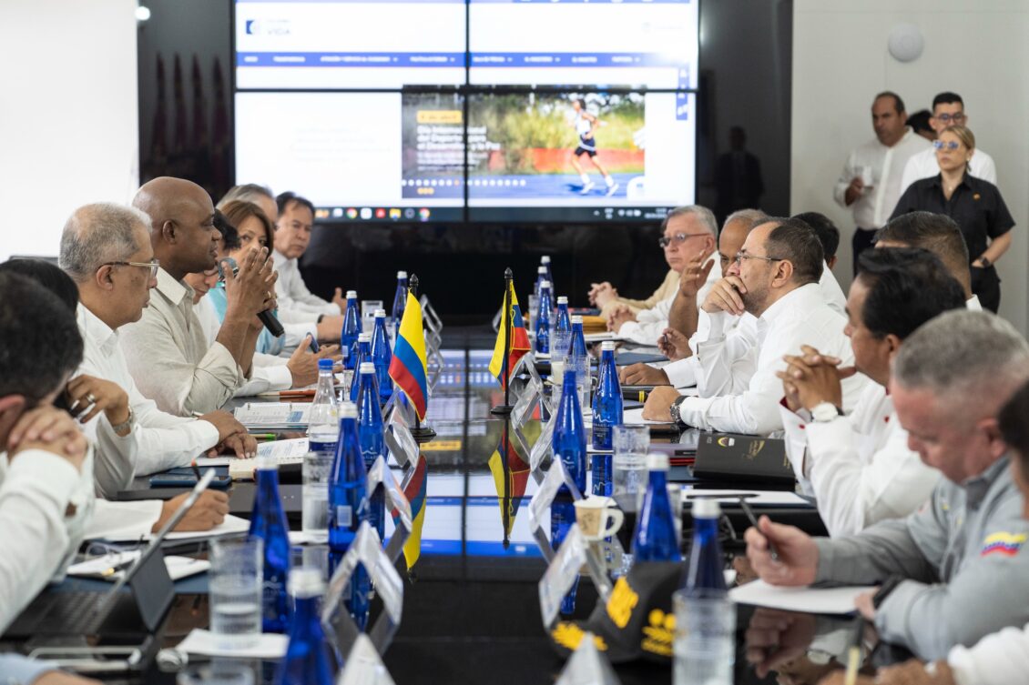 Colombia y Venezuela aseguran que han fortalecido los procesos de migración y transporte binacional