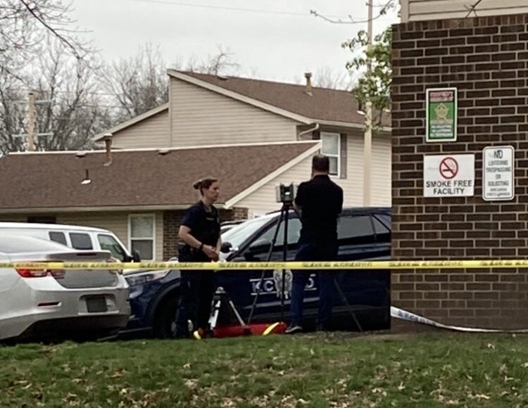 Un hombre muere tras tiroteo en la cuadra 1300 de E 89th de Kansas City, Missouri