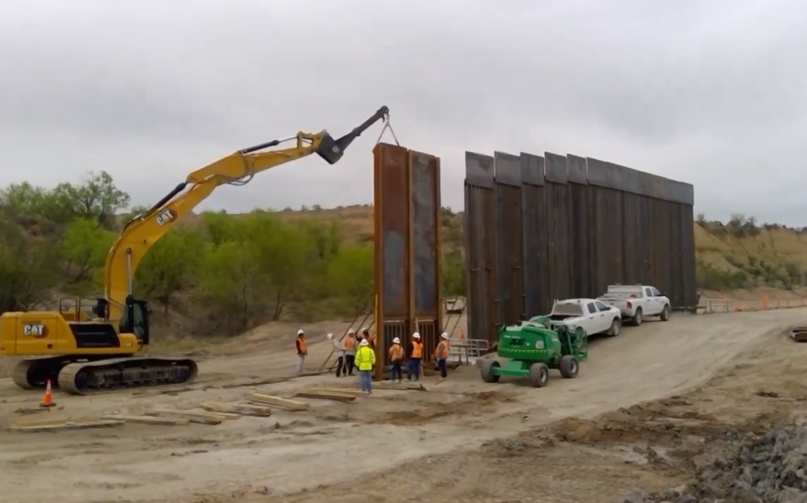 Texas avanza en la construcción del muro fronterizo en el condado de Maverick