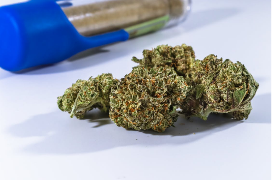 Fiscalía de Missouri inicia una investigación sobre ventas ilícitas de vapeo y marihuana