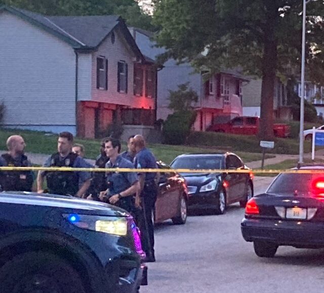 Tiroteo en Lister Avenue de Kansas City, deja un muerto y un herido