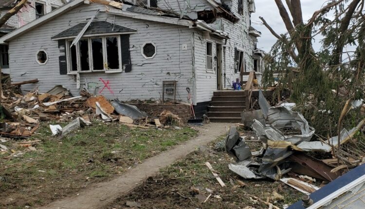 Tornados azotan Iowa y amenazan a estados de Texas y Nueva York: Hay varias personas fallecidas