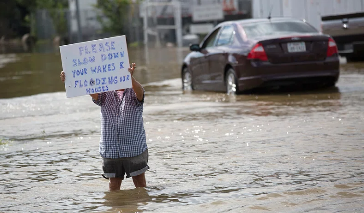 Pronostican lluvias dispersas en el sur de Florida y piden seguir alerta con las inundaciones