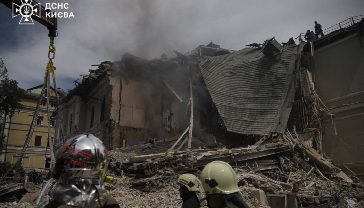 Trump "muy preocupado" por conflicto Rusia-Ucrania