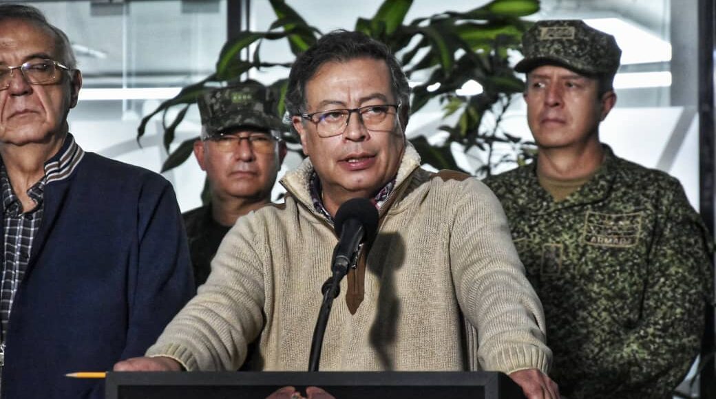 Petro declara situación de desastre nacional por fuertes lluvias en Colombia