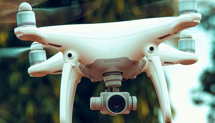 FBI investiga 5.000 avistamientos de drones recientes