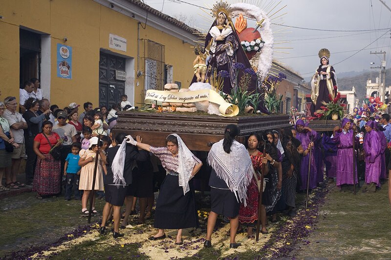 Así vive Latinoamérica la Semana Santa: Procesiones, fe y tradiciones