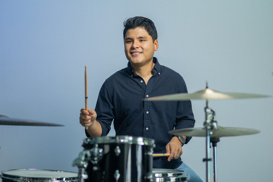 Oscar Mejía