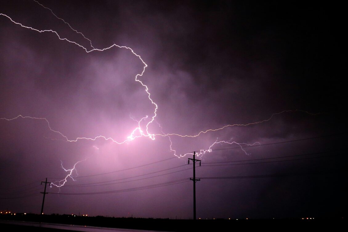tormentas eléctricas Kansas City